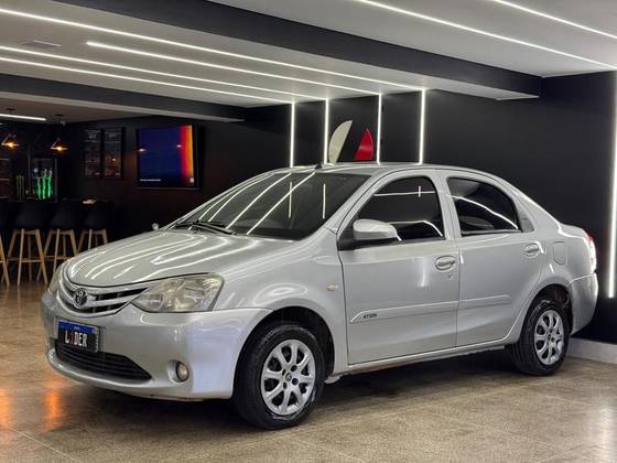 TOYOTA ETIOS 1.3 X 16V FLEX 4P MANUAL TOYOTA ETIOS 1.3 X 16V FLEX 4P MANUAL